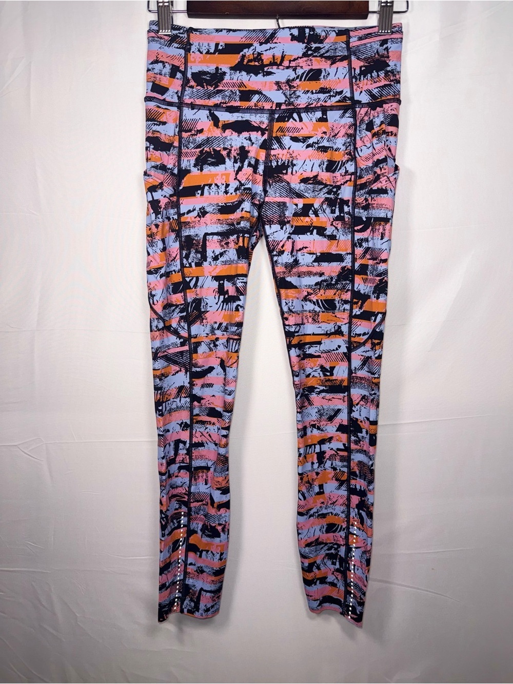 Lululemon Women Vibrant Striped Multi Color Abstact Print Leggings Size 6